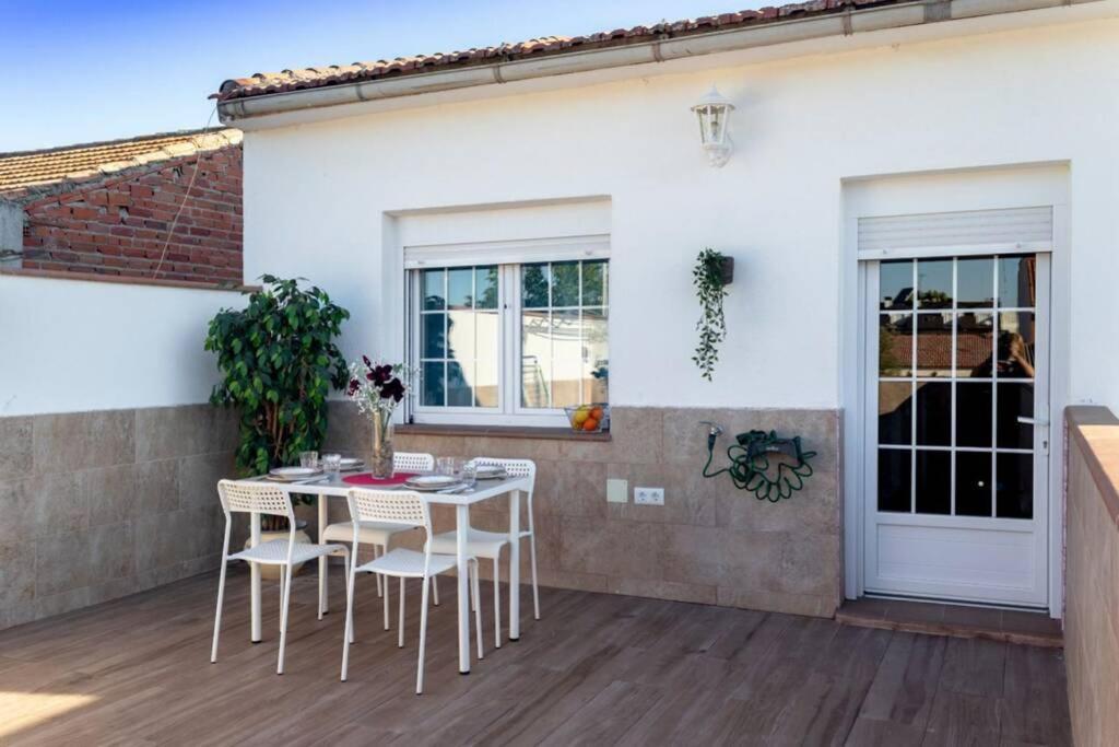 La Casa De Silvia Visita Parque Warner, Madrid Y Alrededores 산마틴데라베가 외부 사진